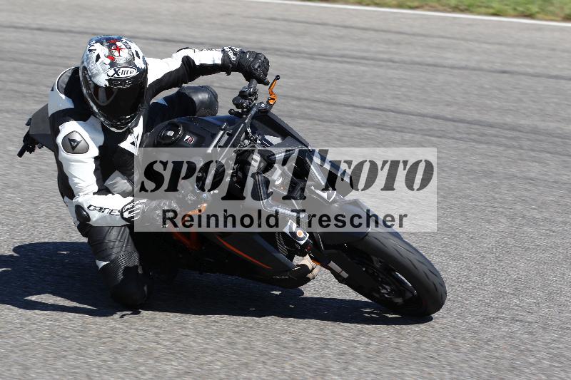 /Archiv-2025/48 25.08.2025 Cornu Master School ADR/rot-rouge/62